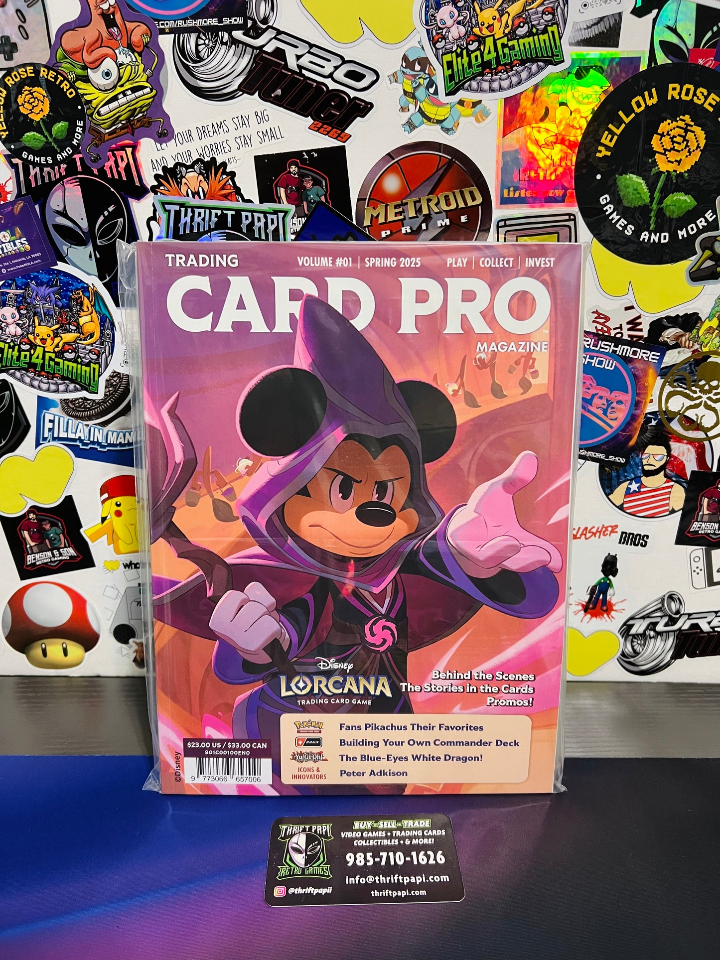 Card Pro Magazine - Issue #1 W/ Promo Cards!